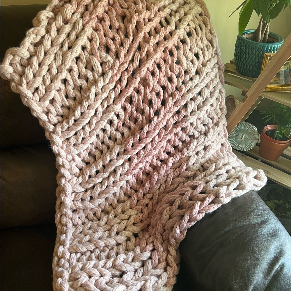 Chunky Knit Baby Blanket